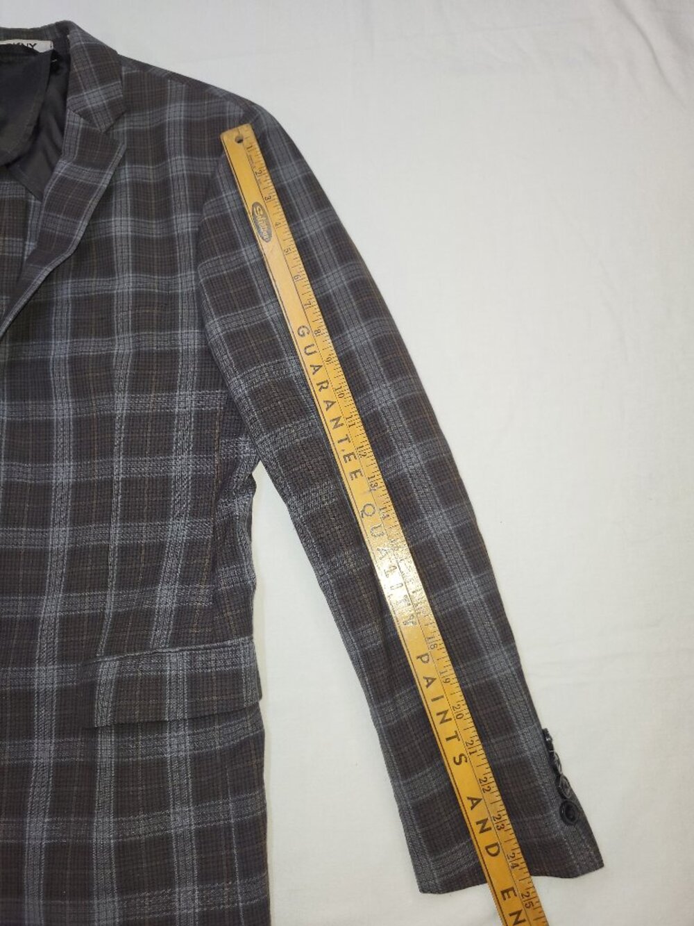 DKNY Men's Grey Plaid Check Two-Button Blazer Sport Coat Size 40R - Picture 11 of 13